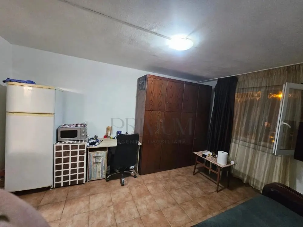 BLASCOVICI - APARTAMENT 1 CAMERA - mobilat, utilat, etaj intermediar - foto 3