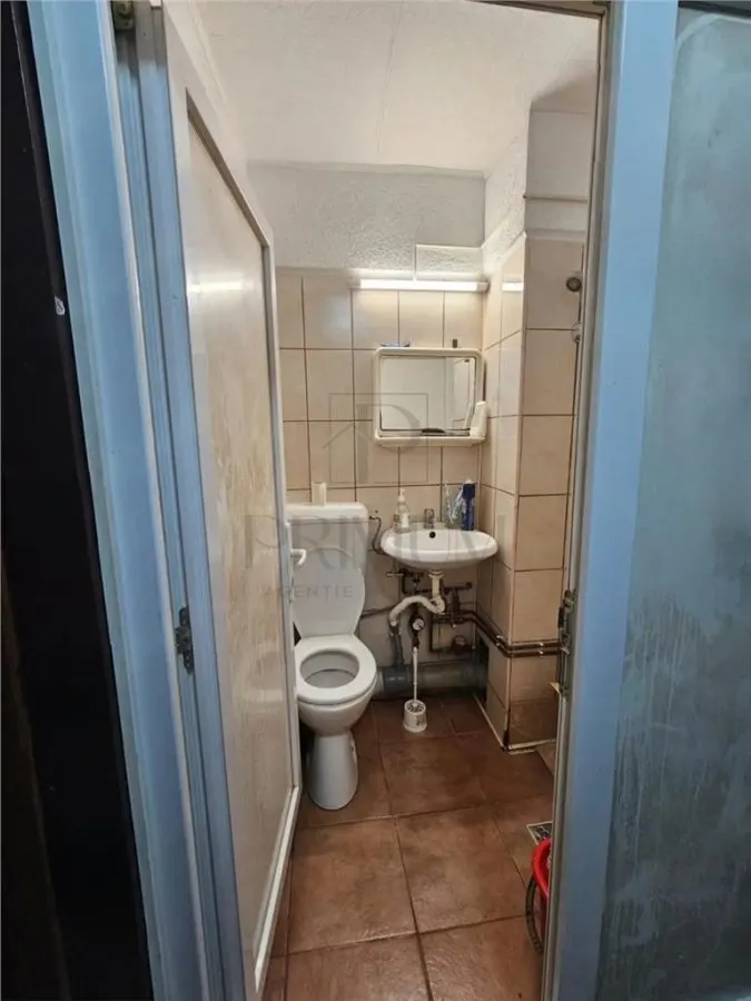 BLASCOVICI - APARTAMENT 1 CAMERA - mobilat, utilat, etaj intermediar - foto 5