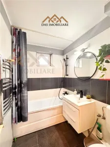 Apartament 2 camere, ultracentral, etaj intermediar - foto 4