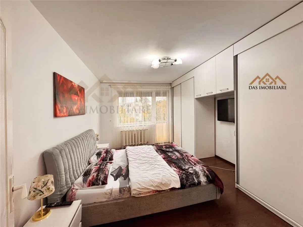 Apartament 2 camere, ultracentral, etaj intermediar - foto 5