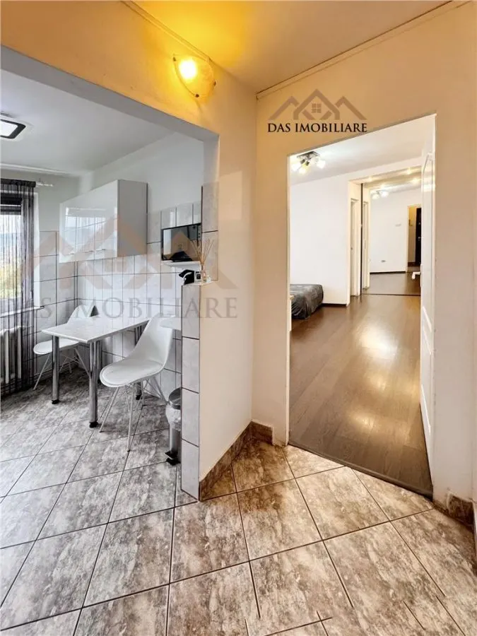 Apartament 2 camere, ultracentral, etaj intermediar - foto 7
