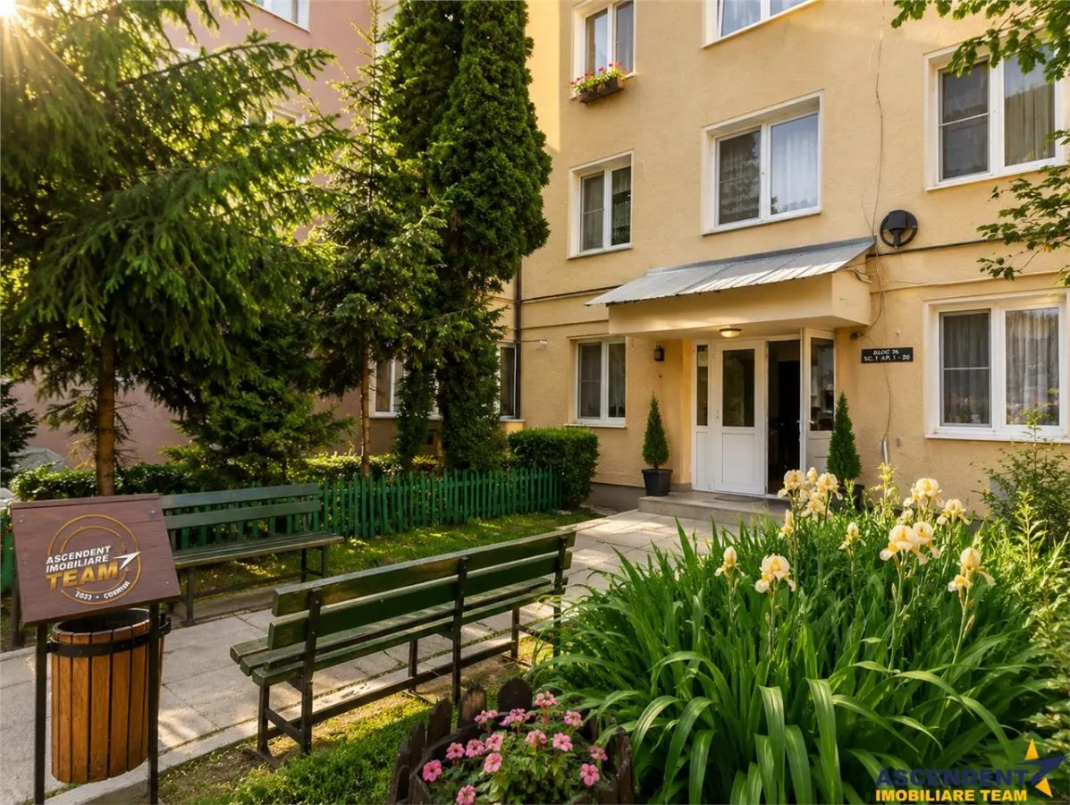 Apartament 2 camere, echipat, balcon, areal cu atmosfera linistita, Central, Covasna. - foto 4