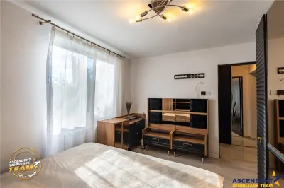 Apartament 2 camere, echipat, balcon, areal cu atmosfera linistita, Central, Covasna. - foto 7