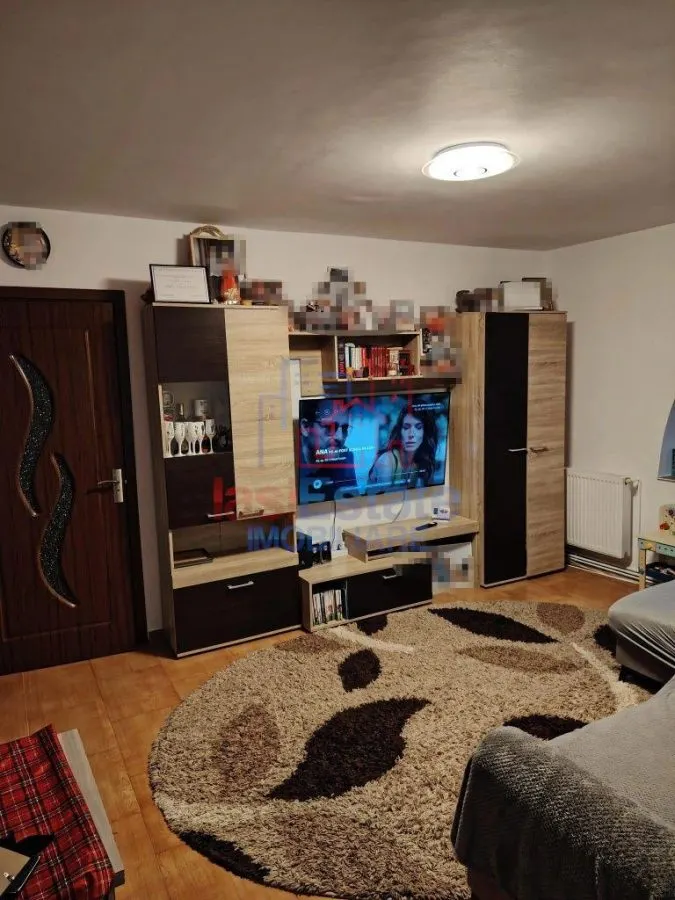 Apartament 2 camere zona Baza 3 - foto 2
