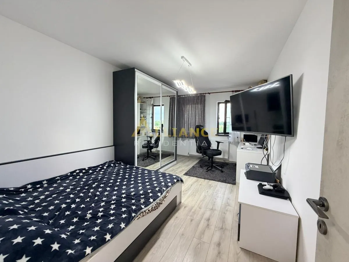 Duplex - 4 camere - 2 bai - 295 mp teren - foto 18