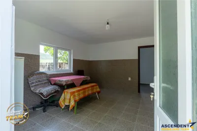 1.200mp teren si casa cu gradina inflorata, aproape de Targu Secuiesc: Belani - foto 18