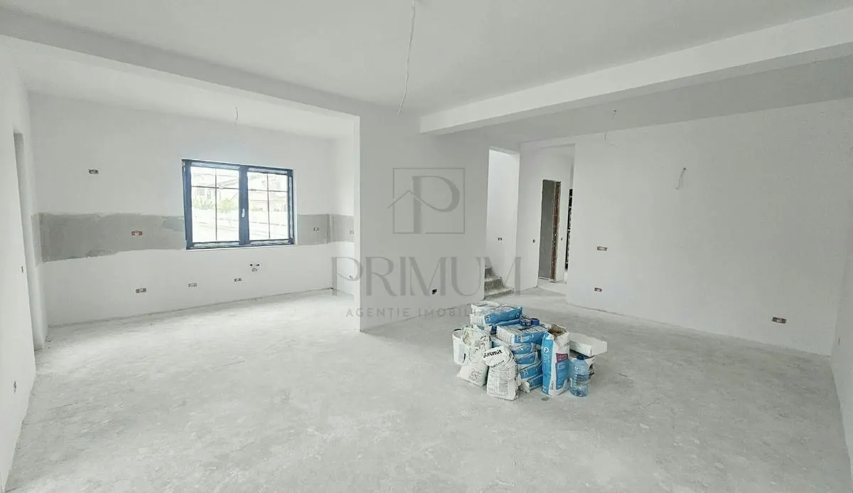 CIARDA ROSIE, CASA TIP DUPLEX P+E+Pod 5 CAMERE, TERASA, DRESSING, DECOMANDAT - foto 1