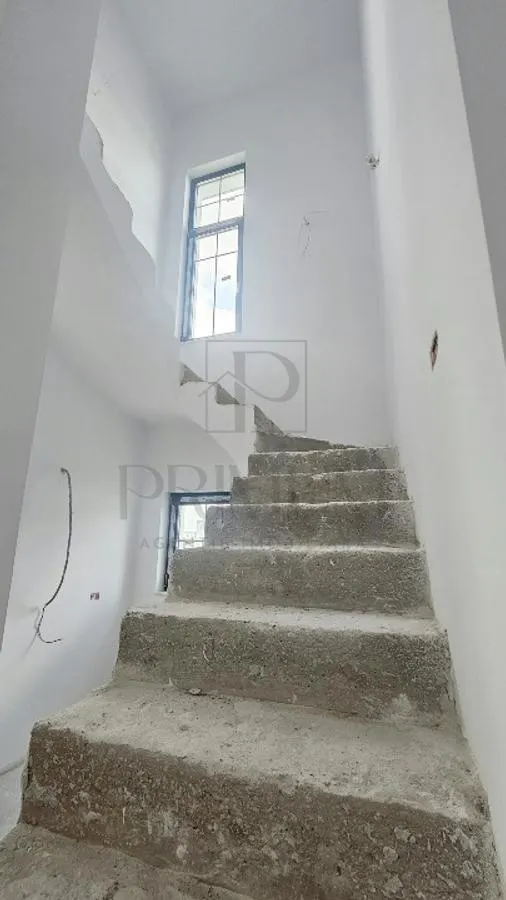 CIARDA ROSIE, CASA TIP DUPLEX P+E+Pod 5 CAMERE, TERASA, DRESSING, DECOMANDAT - foto 3