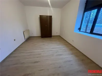 Garsonieră ultracentrală, renovată, vedere parc - Parcul Cancicov! - foto 6