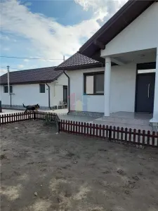 Vila P+M constructie 2020, teren 500 mp, Cazasu - foto 1