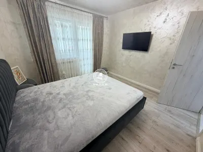 Apartament cu doua camere decomandat Alexandru cel Bun 60 mp - foto 12