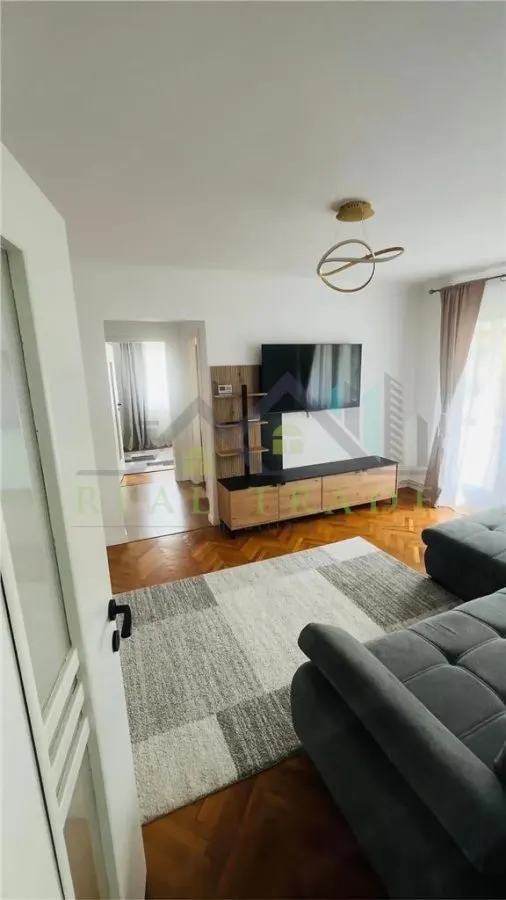 Apartament  2 camere mobilat si utilat zona Astra - foto 2