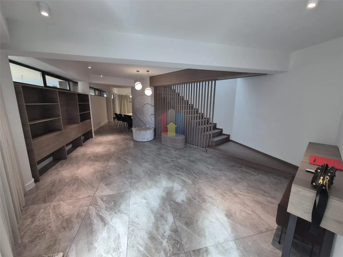 Vila P+1 ULTRAMODERNA zona Centrala, suprafata teren 350 mp - foto 5