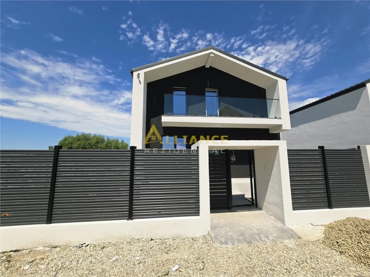 Vila str Miorita-4 camere-3 bai-2 dressinguri-beci - foto 1