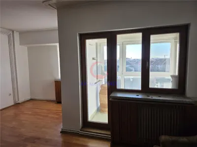 Apartament 4 camere , Zona Modern ,Bd. Simion Barnutiu ,Badea Cartan. - foto 11