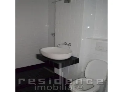 Renovata! Garsoniera moderna, Manastur, zona Piata Flora - foto 7