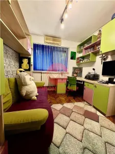 Apartament 3 Camere Decomandat cu Loc de Parcare și Boxa Tomis Nord - foto 6