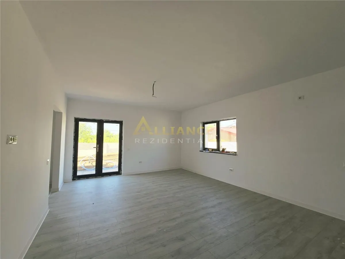 Vila- 130mp utili- beci- incalzire pardoseală-Geamuri tripan - foto 3