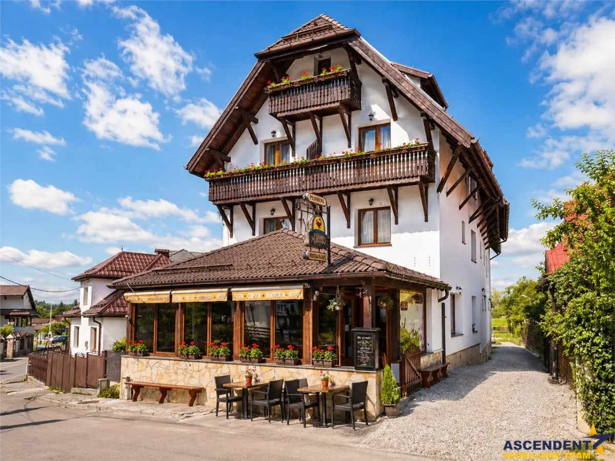 Langa Castelul Bran: Pensiune + restaurant + transfer afacere activa - foto 2