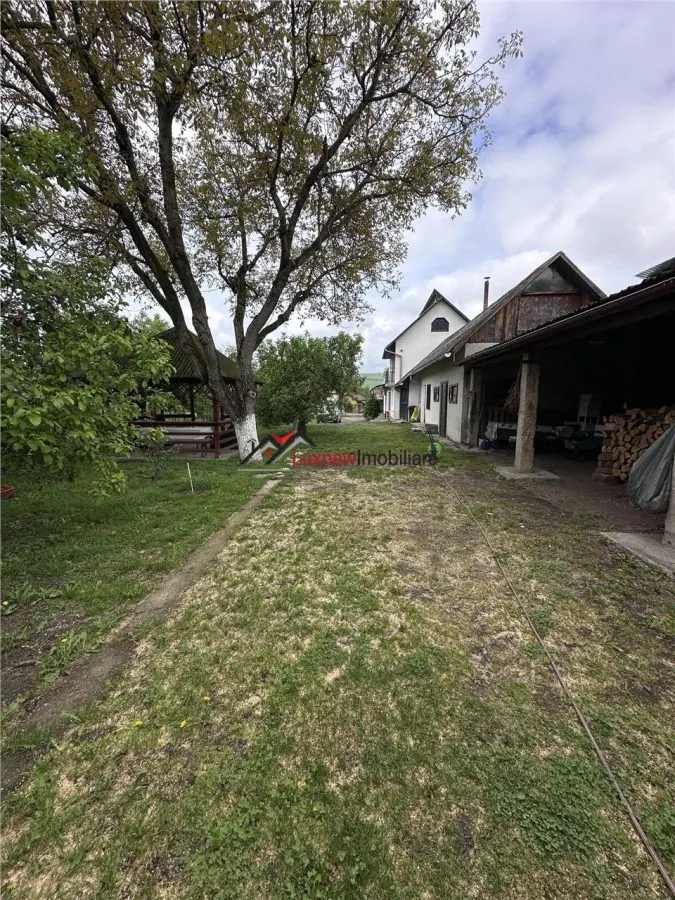 Casa indviduala cu 3 camere, living, bucatarie, 2 bai si mansarda in apropiere de Gherla! - foto 1
