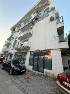 Spatiu comercial - 88mp + 2 Parcari - 125.000eur+TVA - foto 1