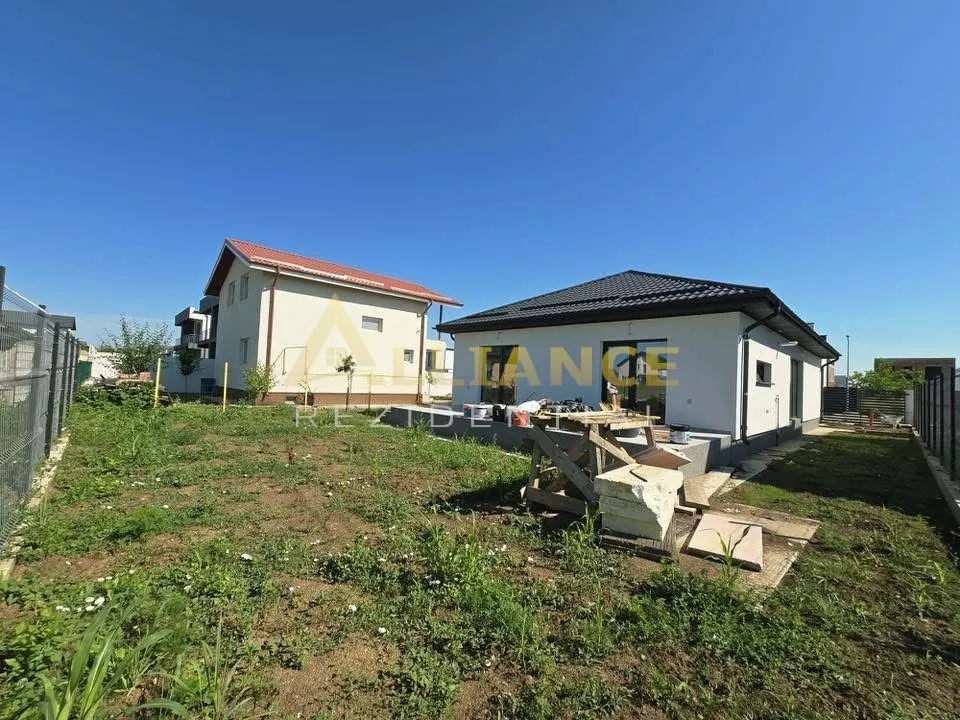 CASA COMUNA BERCENI - GATA DE MUTAT - COMISION 0% - foto 1
