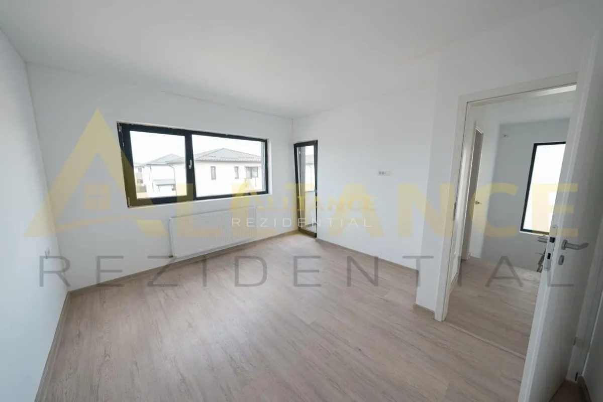 Individuala - 5 Camere - 3 Bai - 227 mp teren - - foto 4