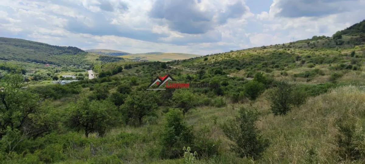 Teren Intravilan 586 mp în Rădaia ! Doar 29.000 â‚¬ ! Zonă în plina dezvoltare! - foto 1