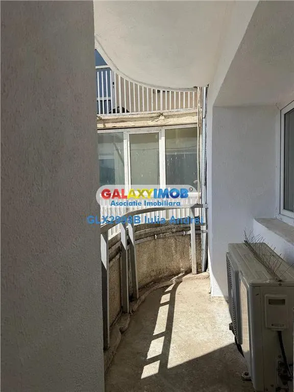 Apartament cu o camera de inchiriat nemobilat 1 Mai - foto 4