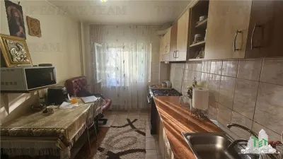 Apartament 4 camere bloc ''80 langa metrou/Piata Crangasi - foto 11