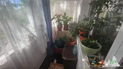 Apartament 4 camere bloc ''80 langa metrou/Piata Crangasi - foto 5