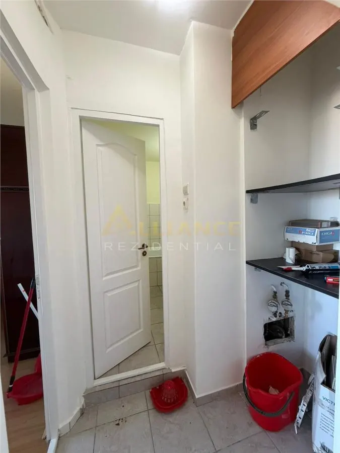 Apartament 2 camere renovat | Bloc anvelopat | Etaj 10/10 cu lift - foto 10