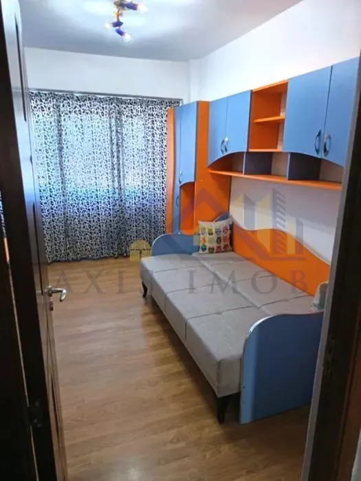 Apartament 4 camere conf  1 dec zona Micro 5 - foto 2