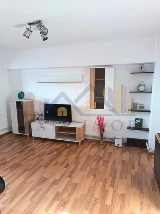 Apartament 4 camere conf  1 dec zona Micro 5 - foto 7