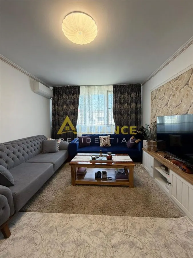 Apartament 4 camere - 2 bai | 8 Min Metrou 1 Decembrie - foto 3