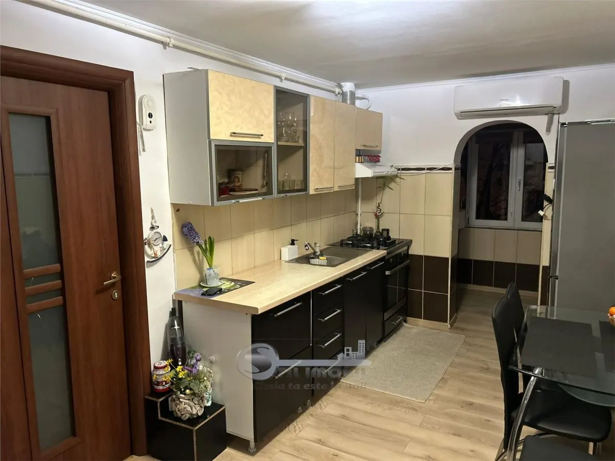 Apartament 3 camere Nicolina 1 pod mare vedere deschisa - foto 7