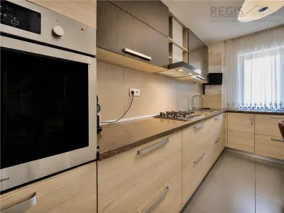 Apartament central cu 3 camere si parcare in Cosmopolit - foto 11
