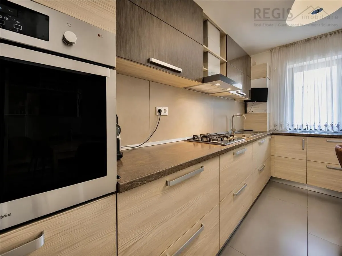 Apartament central cu 3 camere si parcare in Cosmopolit - foto 11