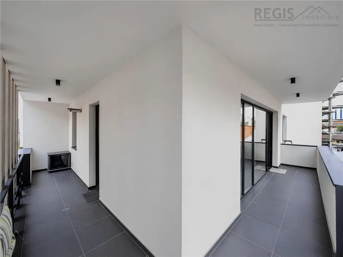 Apartament central cu 3 camere si parcare in Cosmopolit - foto 5