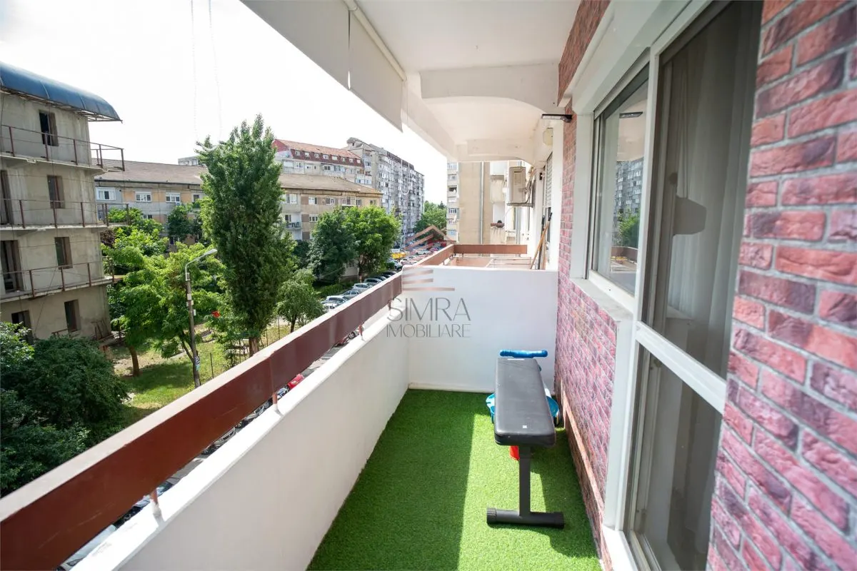 Apartament de vanzare cu 3 camere(transformat din 4 camere) pe Bld Dacia - foto 7