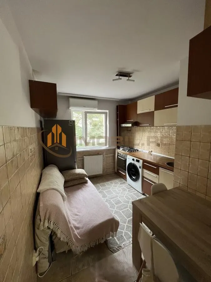 Apartament 1 cameră Podu Ros - foto 2