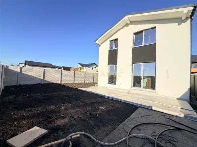 Vila individuala,4 camere,3 bai,Cartierul NOU - foto 3