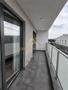 Apartament cu 2 camere Nou de inchiriat zona Lamaitei Baia Mare - foto 9
