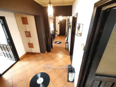 Apartament 4 camere Nicolina Garaj 2 Bai 2 Balcoane Vedere Cetatuia - foto 13