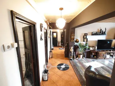 Apartament 4 camere Nicolina Garaj 2 Bai 2 Balcoane Vedere Cetatuia - foto 5