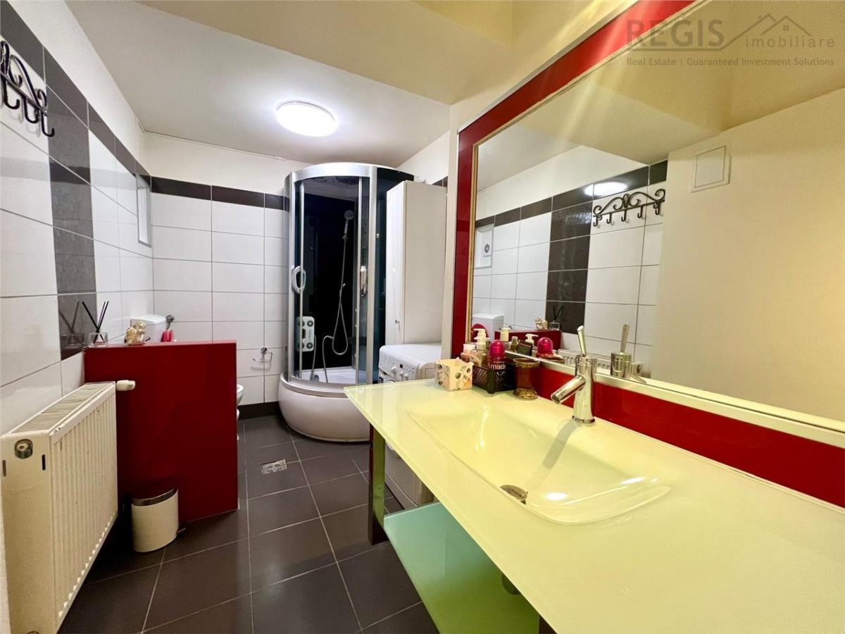 Apartament 2 camere la casa cu curte proprie Schei - foto 10