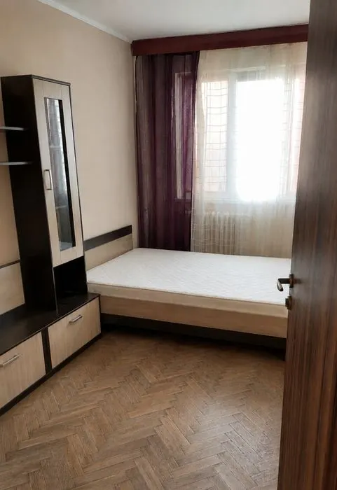 Apartament 2 Camere Decomandat â€“ Podu Roș, Centrală Proprie - foto 2