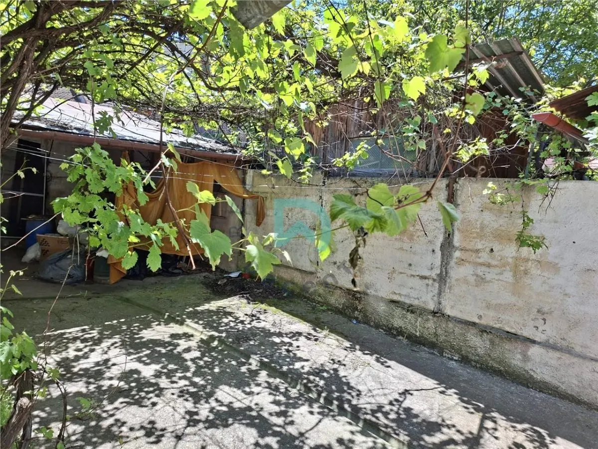 Casa De Mijloc, singur in curte, Brasov - foto 13