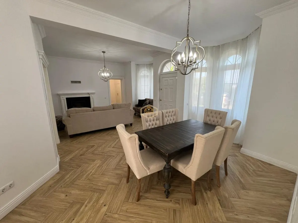 Casa superbă în Satu Mare | Eleganță, liniște și spațiu generos - foto 3