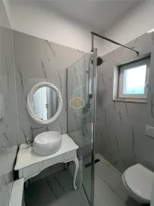 Casa superbă în Satu Mare | Eleganță, liniște și spațiu generos - foto 9